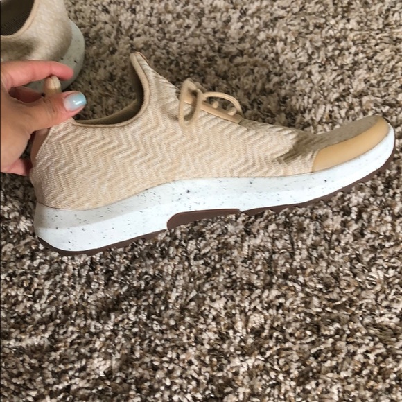 Freewaters Women's Freeland Hi-fi Trainer - Picture 9 of 16